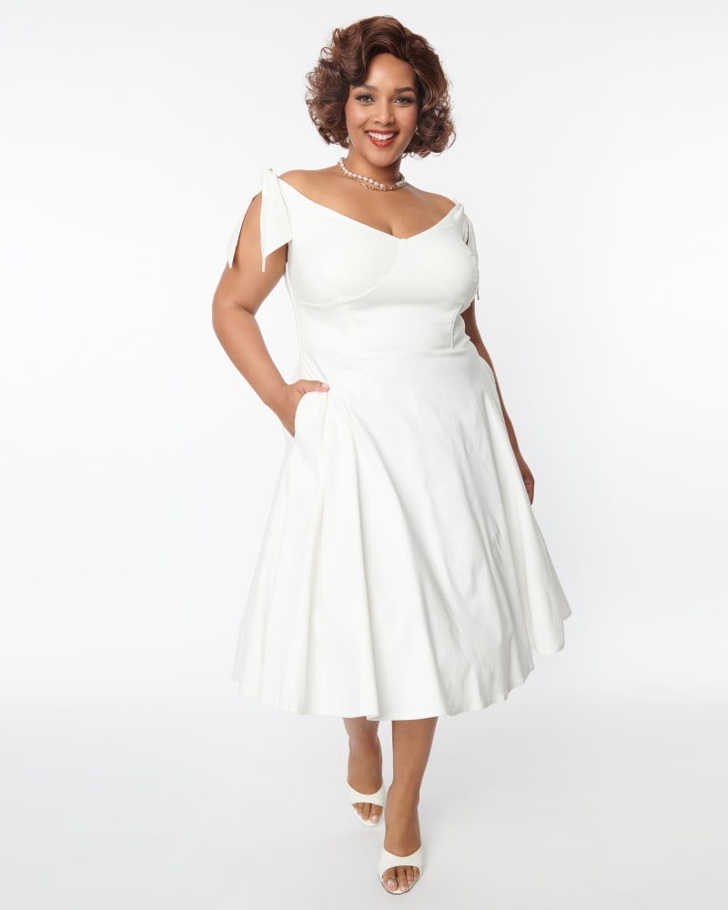 Unique Vintage Off White Prairie Swing Dress | White